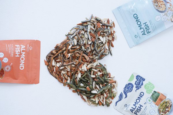 Almond Fish Snack: Camilan Sehat yang Nikmat dan Bergizi Almond Fish Snack