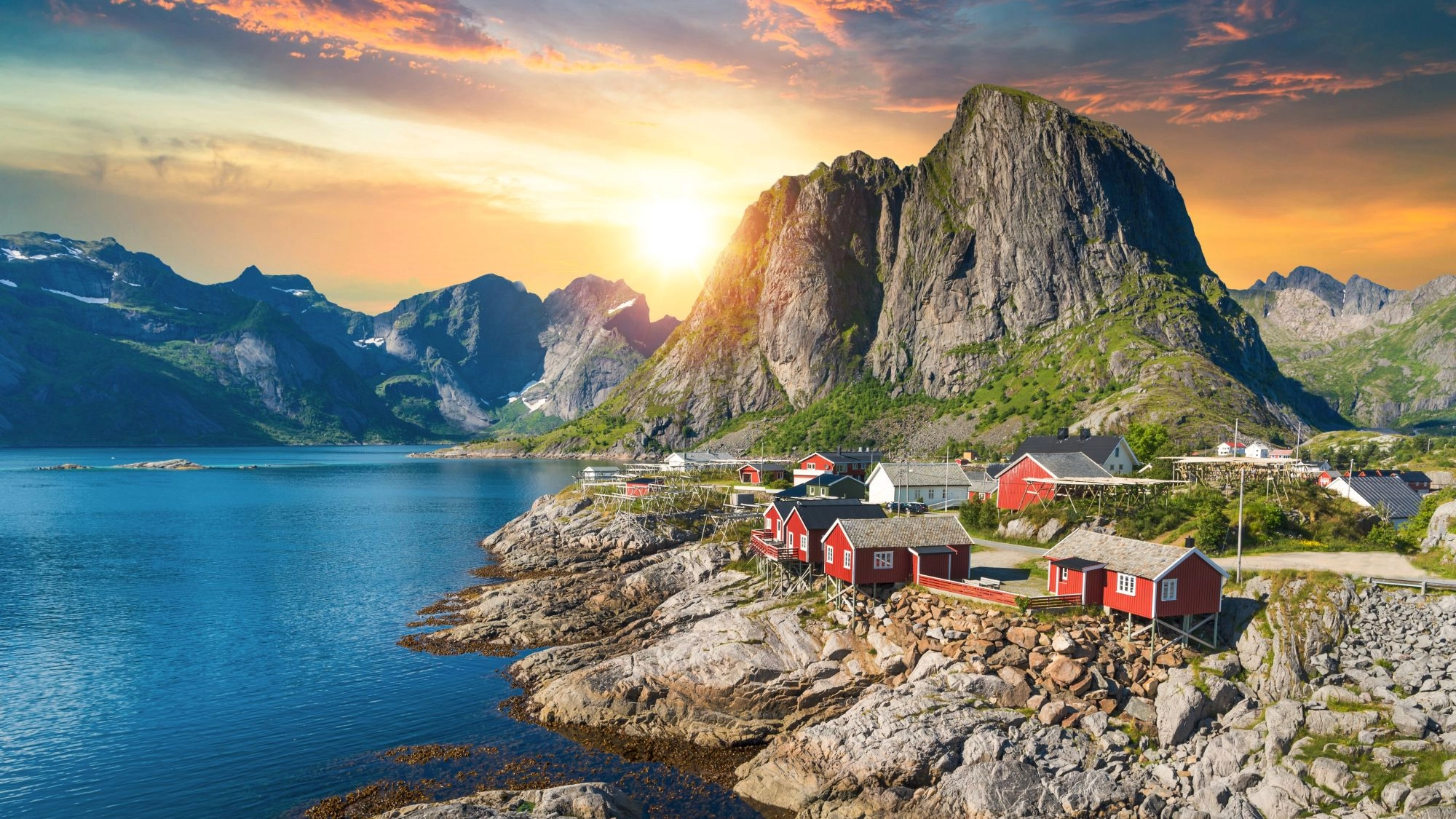 Lofoten Island: Keindahan Tradisi dan Kuliner Laut yang Harus Dicoba