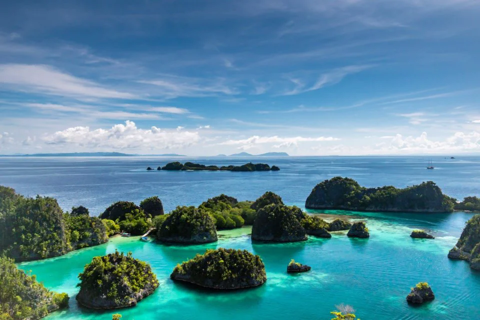 keindahan pulau raja ampat
