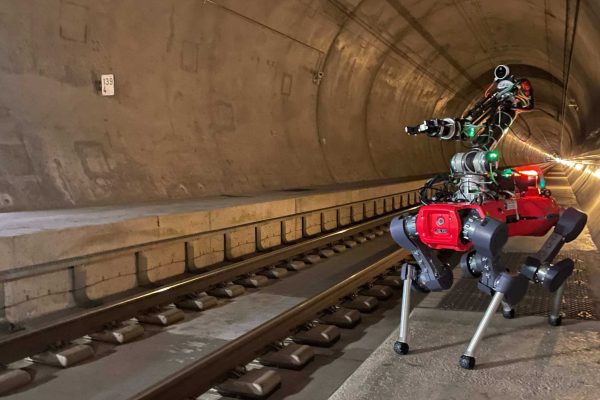 Teleoperated Robot: Teknologi Canggih yang Mengubah Cara Kita Bekerja dari Jarak Jauh Teleoperated Robot
