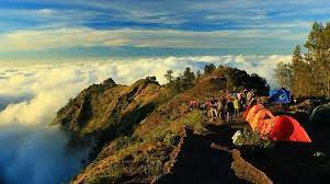Bukit Pergasingan: Pengalaman dan Tips Pendakian yang Bikin Nagih Bukit Pergasingan