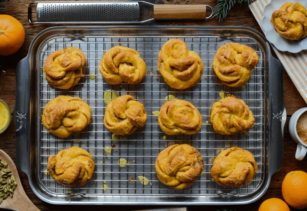 Cardamom Buns