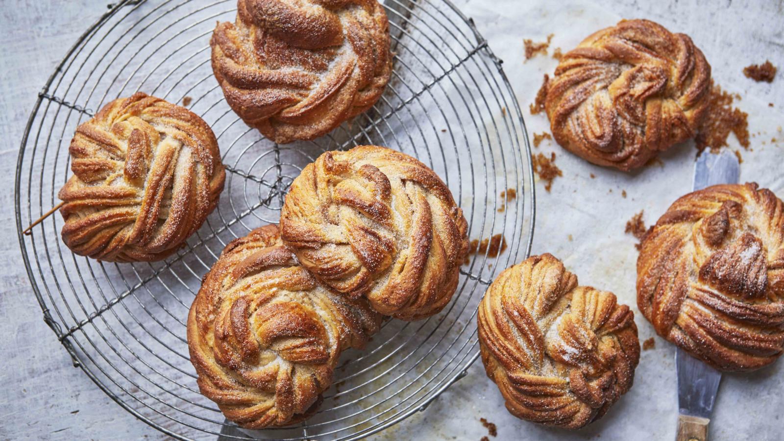 Cardamom Buns