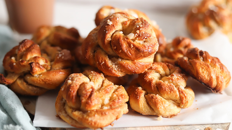 Cardamom Buns