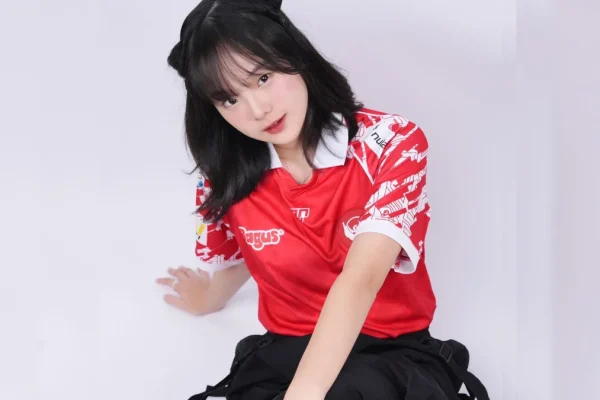 Nadine Abigail: Sosok Inspiratif di Balik Kesuksesan Bigetron Esports Nadine Abigail