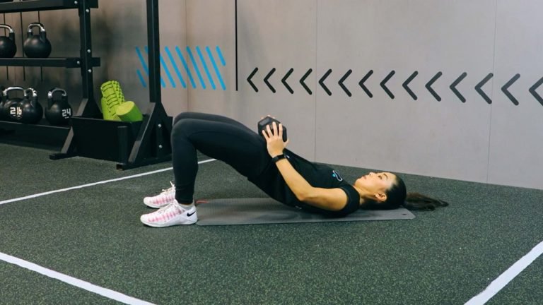 Glute Bridge: Rahasia Otot Kuat dan Bokong Kencang Tanpa Harus ke Gym glute bridge