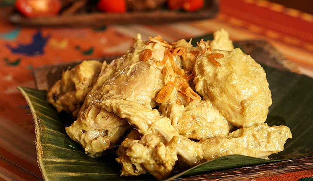 Ayam Gulai Putih