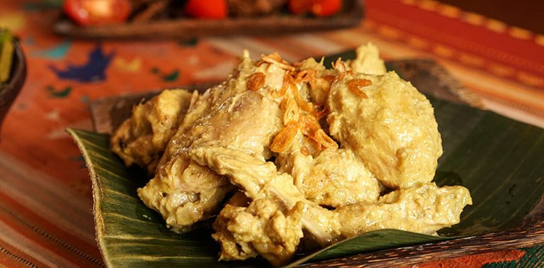 Ayam Gulai Putih
