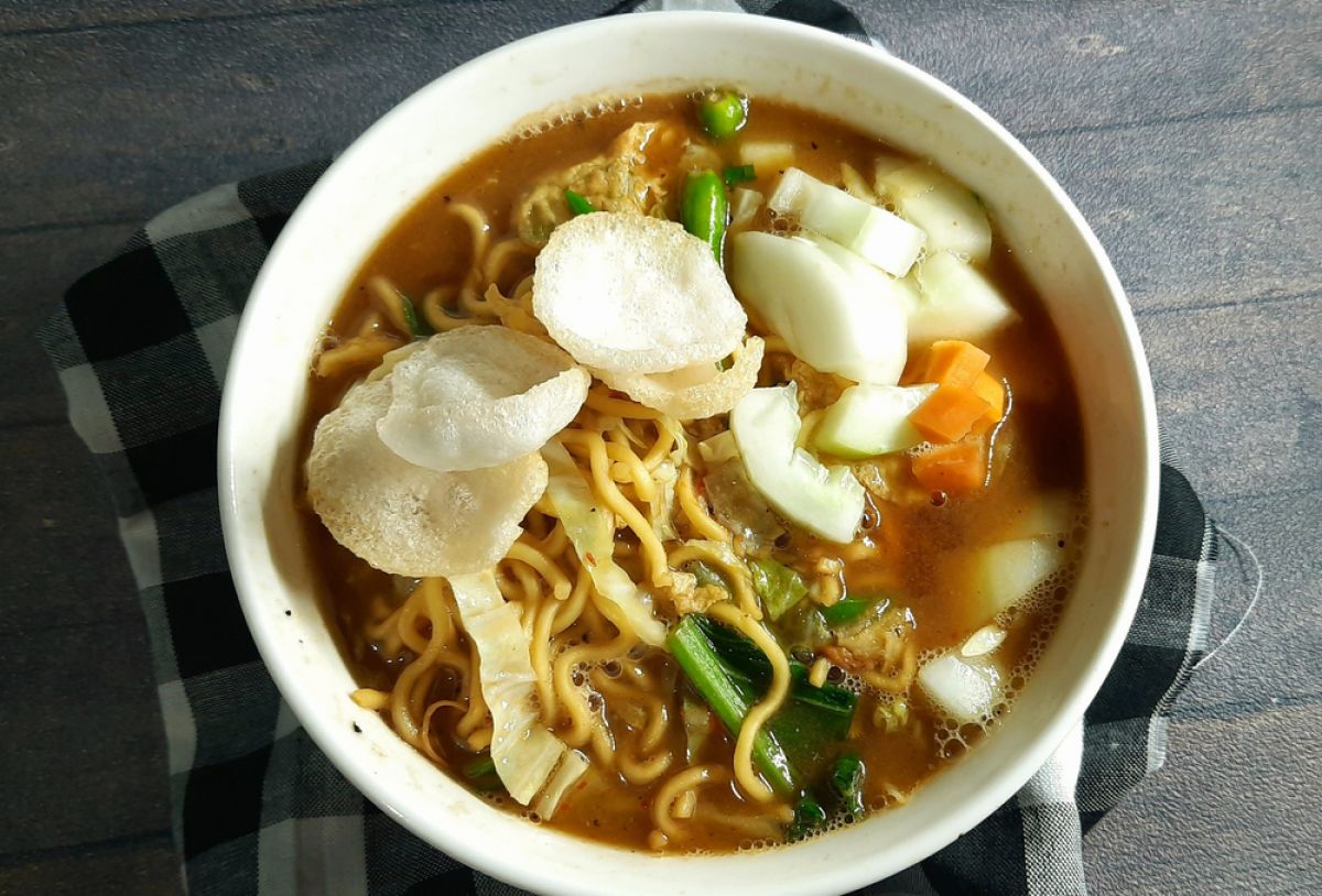 Jejak Sejarah di Balik Semangkuk Mi Rebus Medan