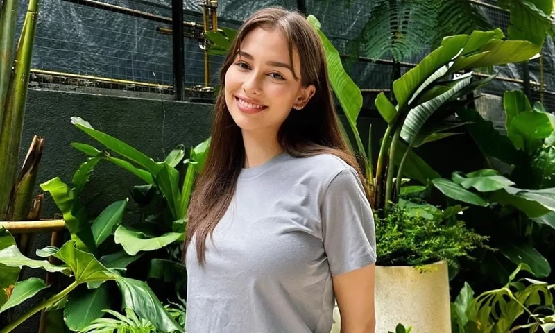 Awal Karier Anna Jobling