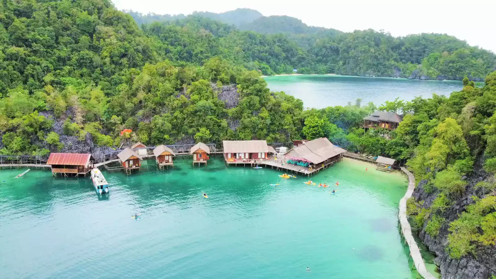 Hormati Alam dan Budaya Lokal