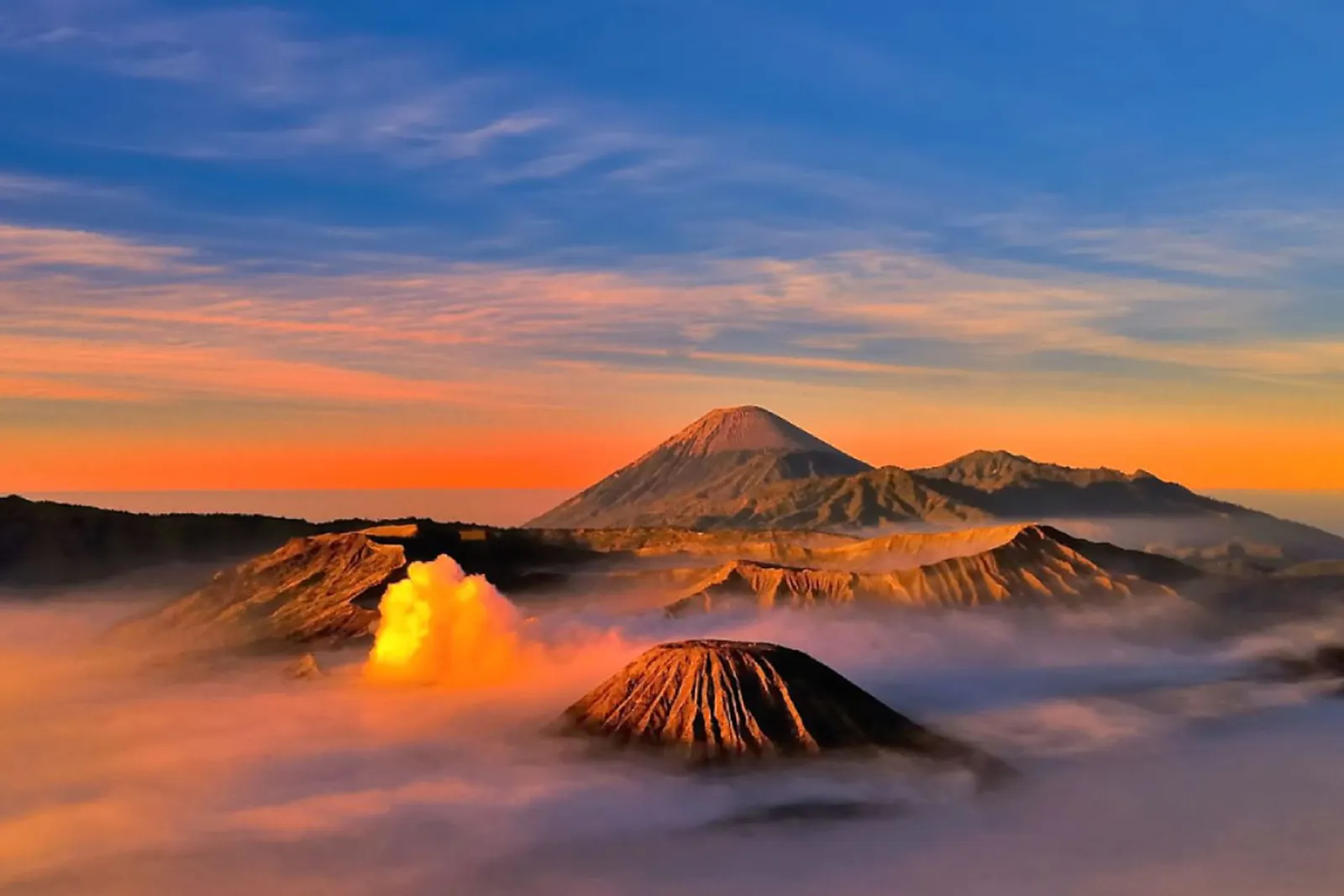Sunrise Gunung Bromo