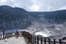 Gunung Tangkuban Perahu