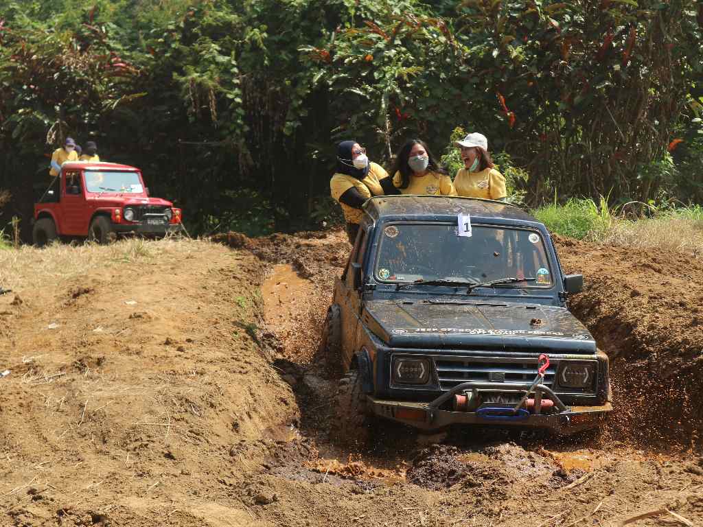 Kendaraan yang Cocok untuk Adventure Offroad