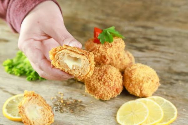 Crispy Cheese Bombs